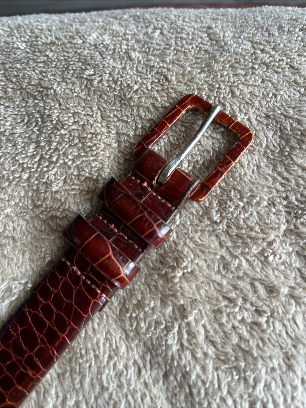 90’s Men's Calvin Brown Croc-Embossed Leather Belt - Classic Style